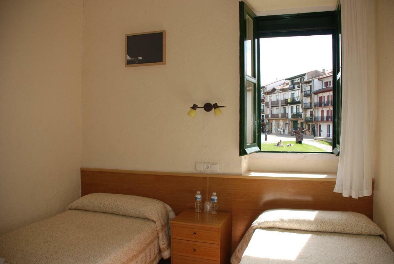 Hostal Zaragoza Hondarribia Eksteriør billede