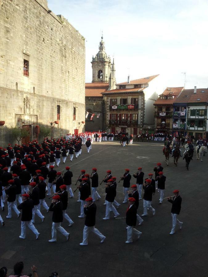 Hostal Zaragoza Hondarribia Eksteriør billede