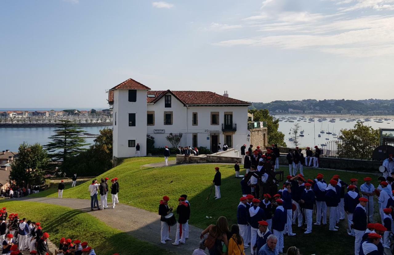 Hostal Zaragoza Hondarribia Eksteriør billede